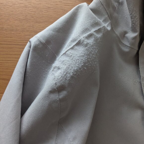 Helly Hansen Ski Jacket - Picture 4 of 4